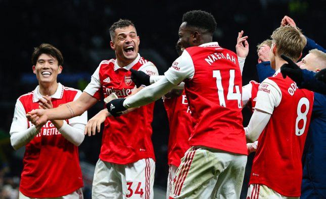 <strong>ARSENAL TOPS PREMIER LEAGUE STANDINGS, VIES FOR FIRST TITLE IN YEARS</strong>